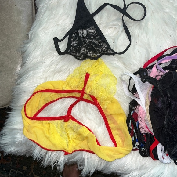 25 assorted thong panties - Picture 6 of 6